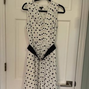 Ann Taylor Sleeveless Black Polk-a-Dot Dress Sz. 8